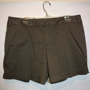 Mossimo Modern Fit Green Khaki Shorts size 18W